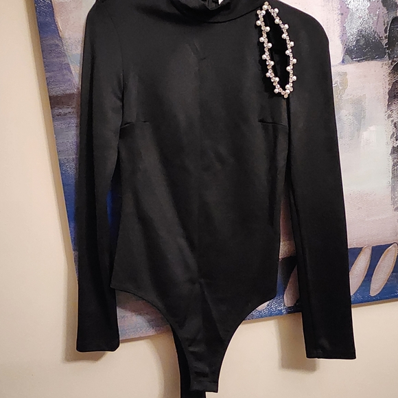AREA Black Long Sleeve Top - Picture 7 of 10